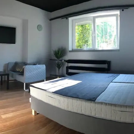 Apartament 2 - Zdrowie I Natura דירה *
